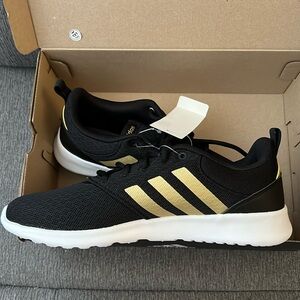 Adidas shoes size 10
